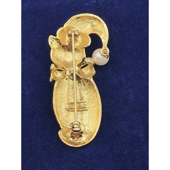 Marvella Gold Tone Cat with red Hat/ Faux Pearl Brooch Lapel Pin - Picture 6 of 7